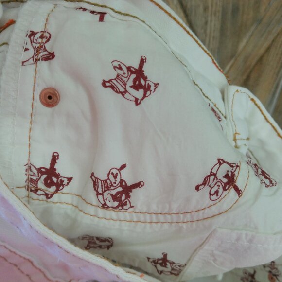 TRUE RELIGION Godiva Bobby Jean Shorts Size 27 White Custom Cut Off Embroidered - Picture 9 of 10